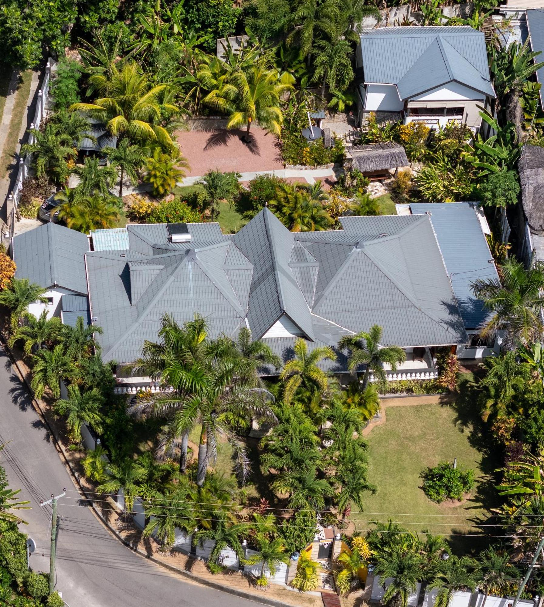 Nid'Aigle Lodge Baie Sainte Anne エクステリア 写真