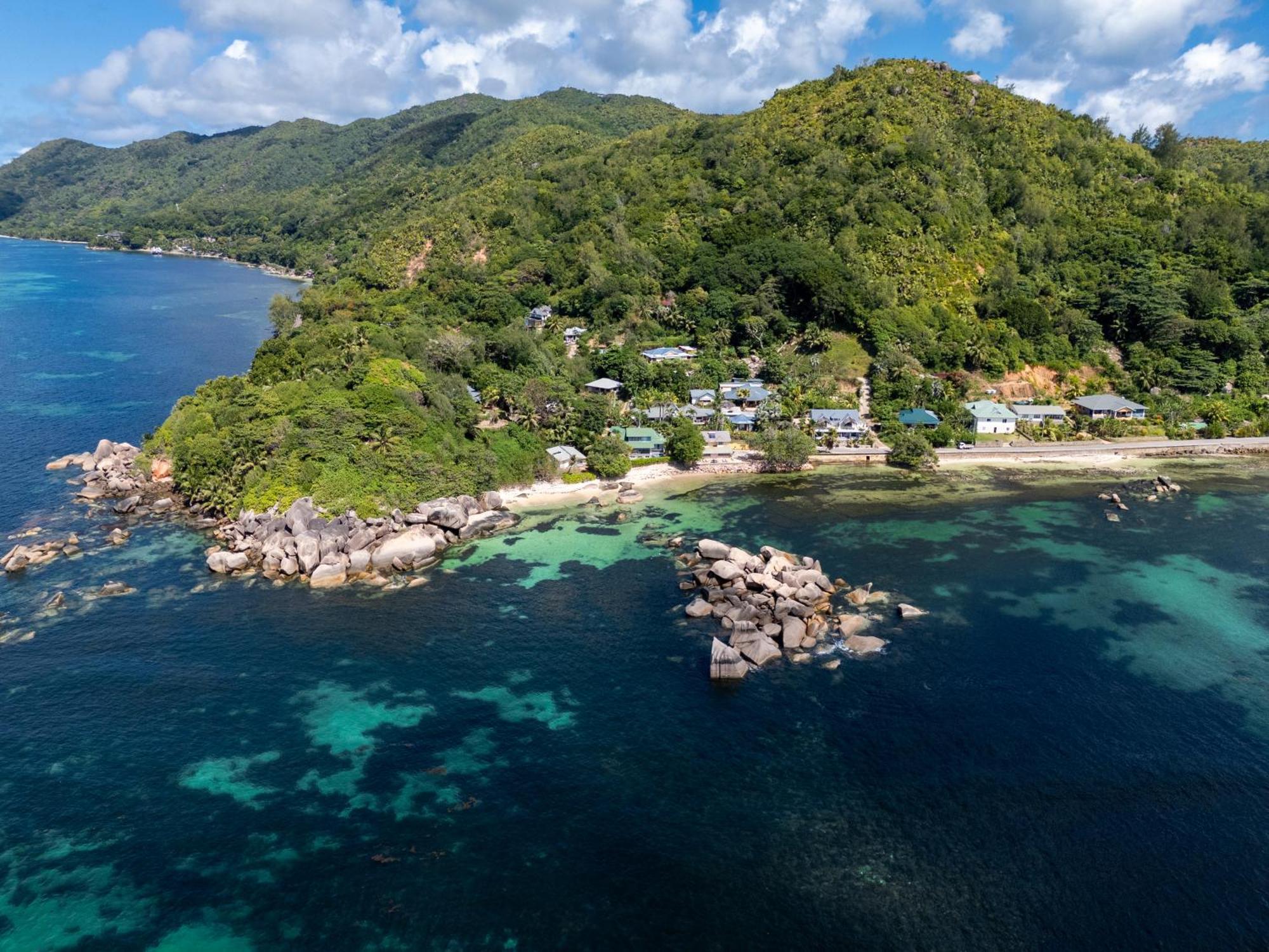 Nid'Aigle Lodge Baie Sainte Anne エクステリア 写真